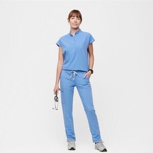 Figs Scrubs set like new